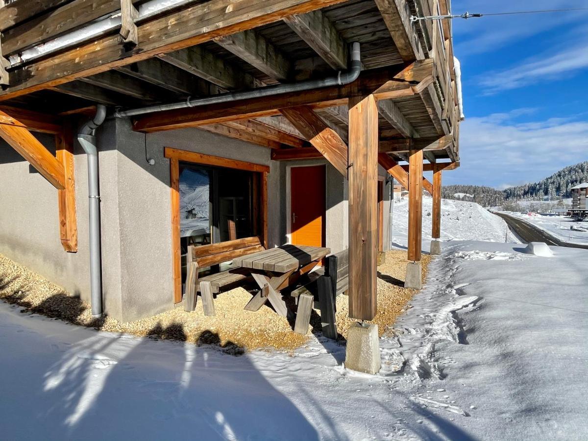 Gite Avec Terrasse Et Belle Vue - Chaletnelda Com Lamoura Kültér fotó